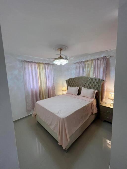 Sweet Home ซานติอาโก เด ลอสกาบาเญโรส ภายนอก รูปภาพ